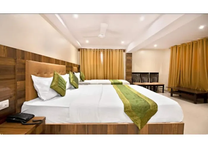 Rk Hotel-Near Grant Road Railway Station